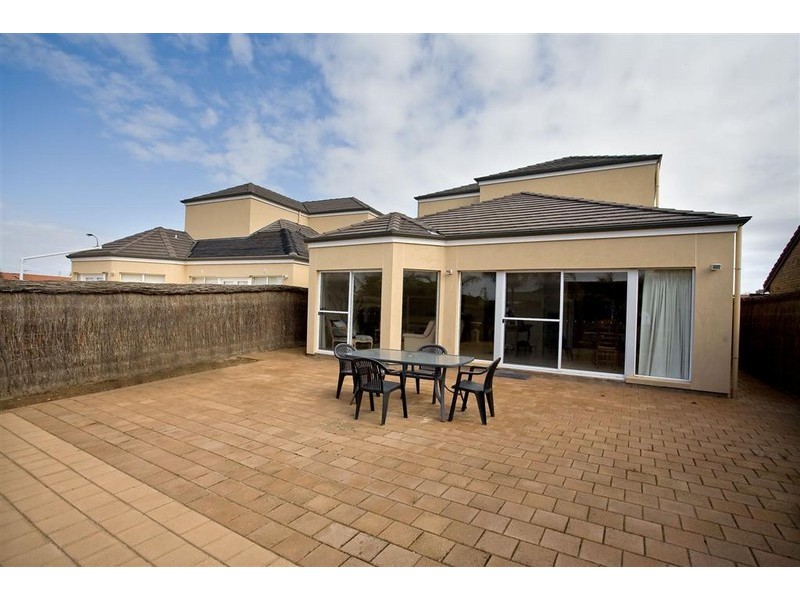 6A Tobago Court, West Lakes SA 5021