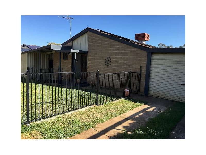 13 Debra Cres, Salisbury East SA 5109