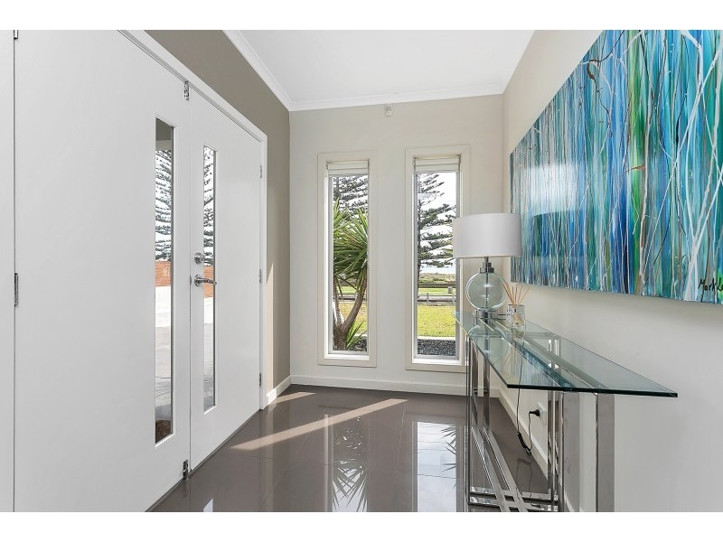 9 Esplanade, Semaphore South SA 5019