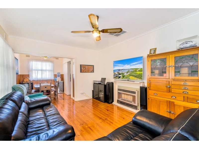 4 Wyreema Street, Largs North SA 5016