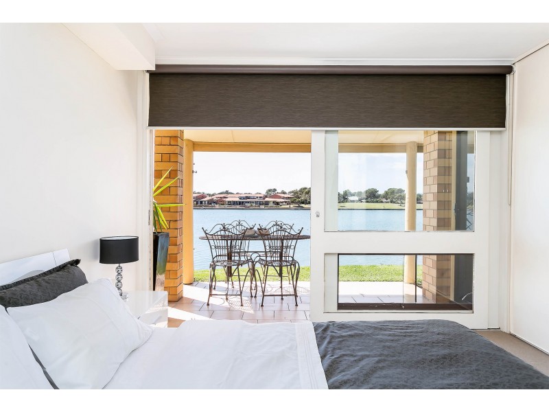 2/80 Military Road, Tennyson SA 5022