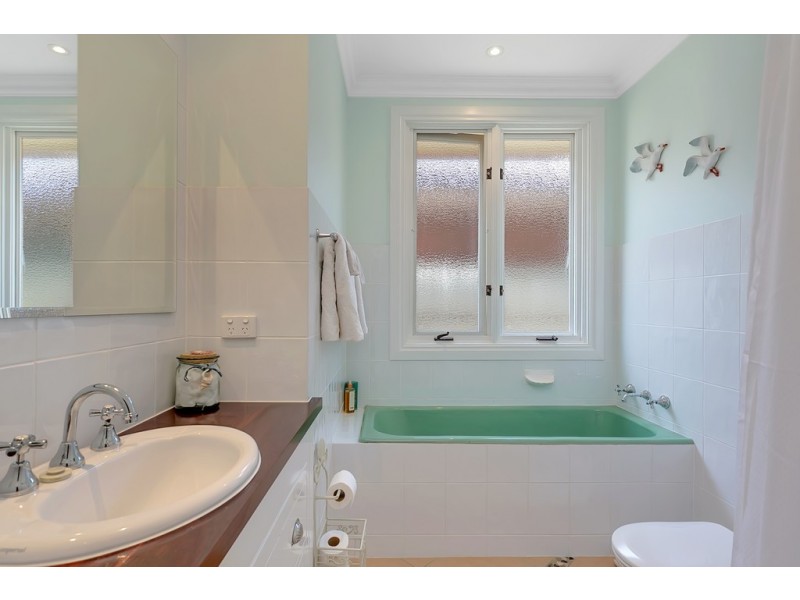 20a Wigley Street, Largs Bay SA 5016