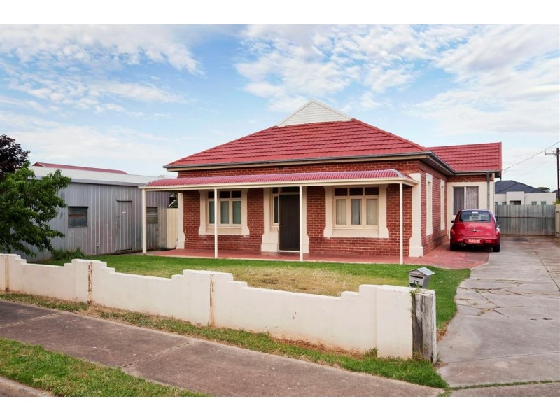 17  Thain Avenue, Findon SA 5023