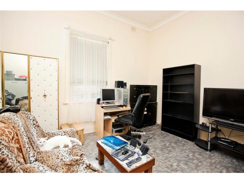 17  Thain Avenue, Findon SA 5023