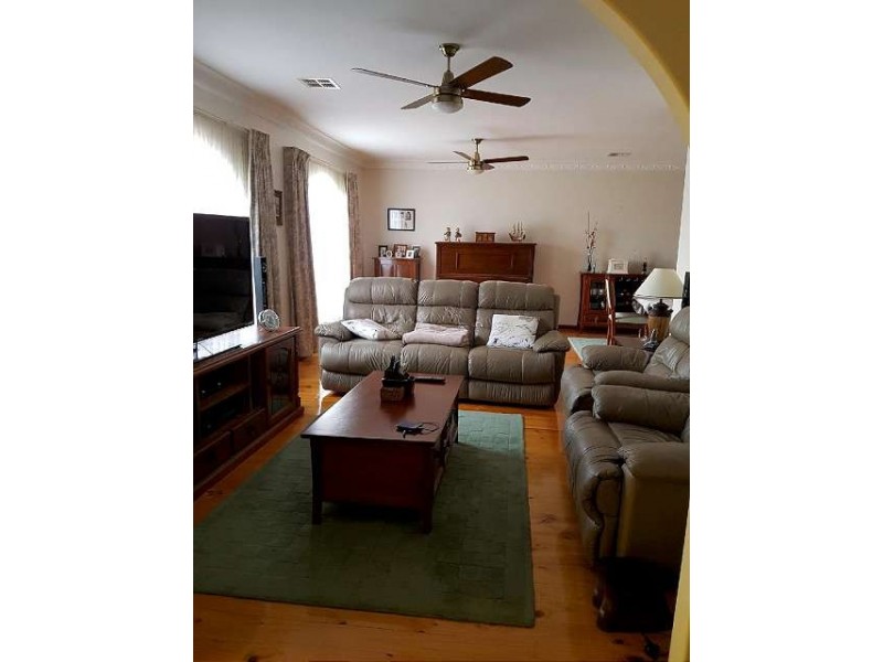 25 Manly Circuit, West Lakes Shore SA 5020