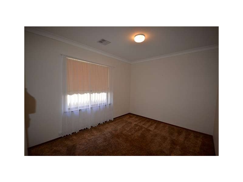 25 Manly Circuit, West Lakes Shore SA 5020