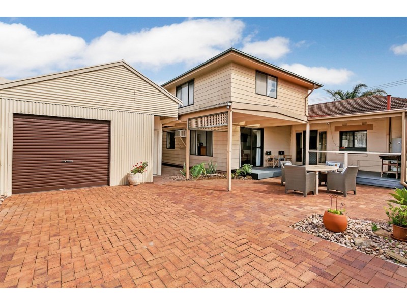 32 Third Avenue, Semaphore Park SA 5019