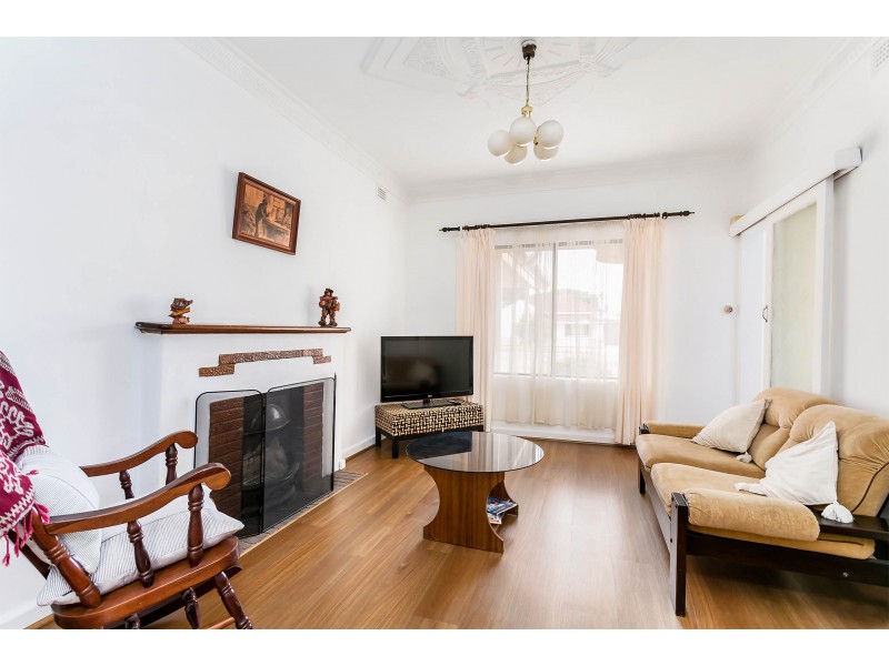 32 Third Avenue, Semaphore Park SA 5019