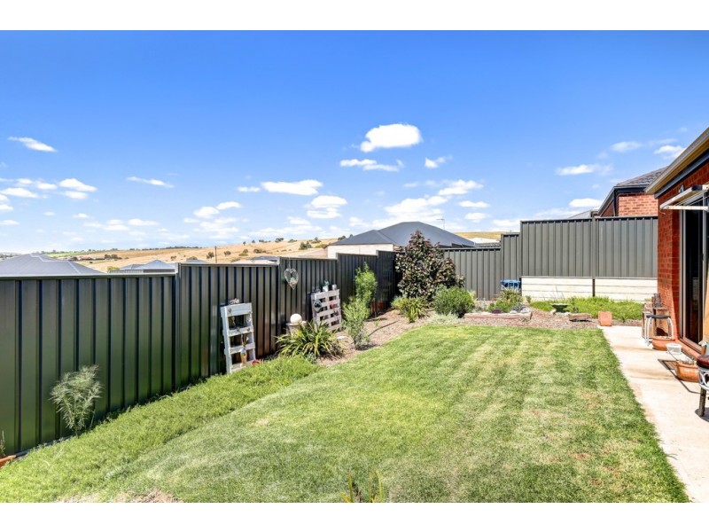 3 Lomandra Crescent, Hillbank SA 5112