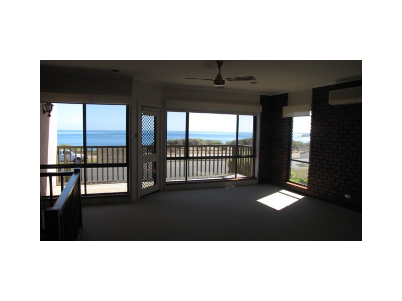 36  Esplanade, Port Willunga SA 5173