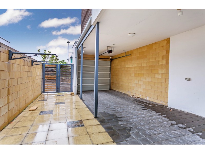 34 Karka Cove, New Port SA 5015