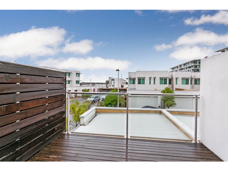 34 Karka Cove, New Port SA 5015