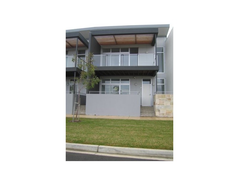 8 Yao Cove, Port Adelaide SA 5015