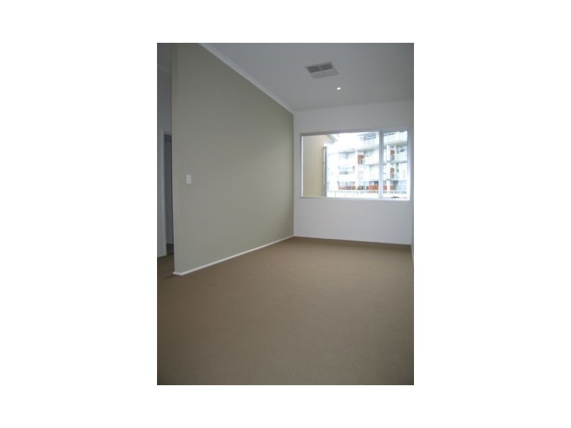 8 Yao Cove, Port Adelaide SA 5015