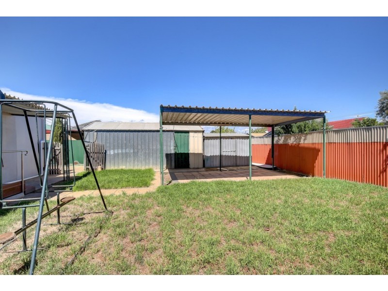 9 Third Street, Wingfield SA 5013