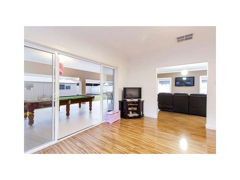 64 Oval Avenue, Woodville South SA 5011