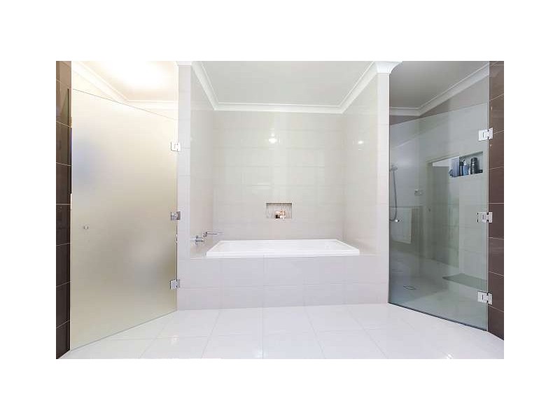 64 Oval Avenue, Woodville South SA 5011