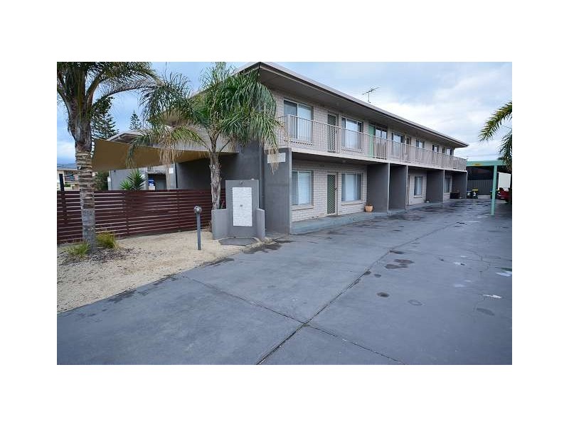 1/11A Alexander Street, Largs Bay SA 5016