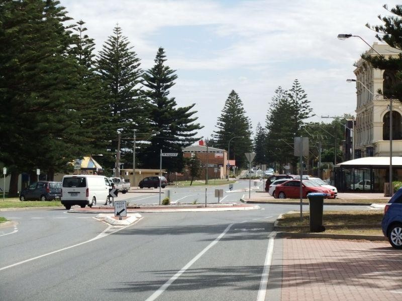 1/11A Alexander Street, Largs Bay SA 5016