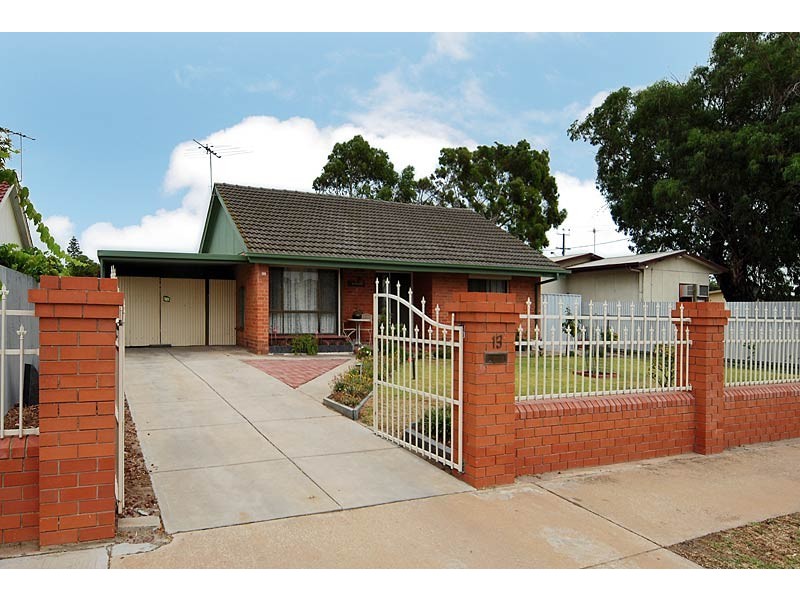 13 Martin Avenue, Osborne SA 5017