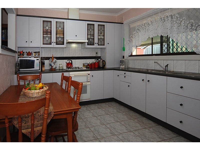 13 Martin Avenue, Osborne SA 5017