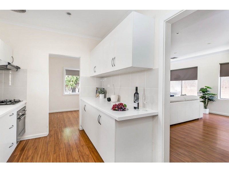 18 Medina Street, Taperoo SA 5017