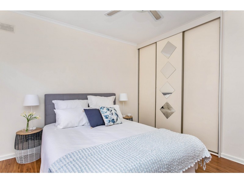 18 Medina Street, Taperoo SA 5017