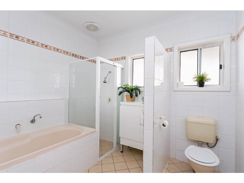 18 Medina Street, Taperoo SA 5017