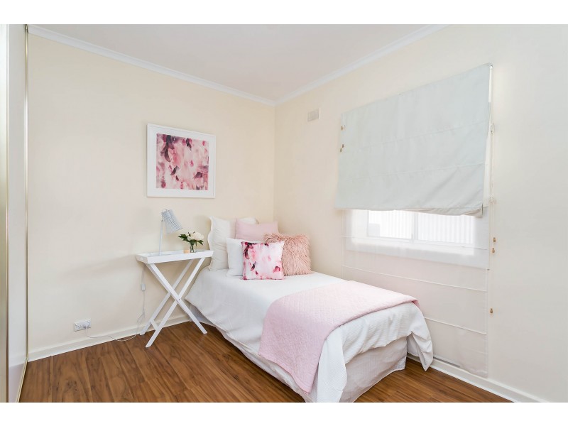 18 Medina Street, Taperoo SA 5017