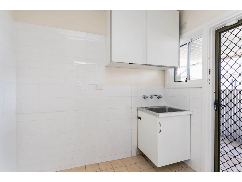 18 Medina Street, Taperoo SA 5017