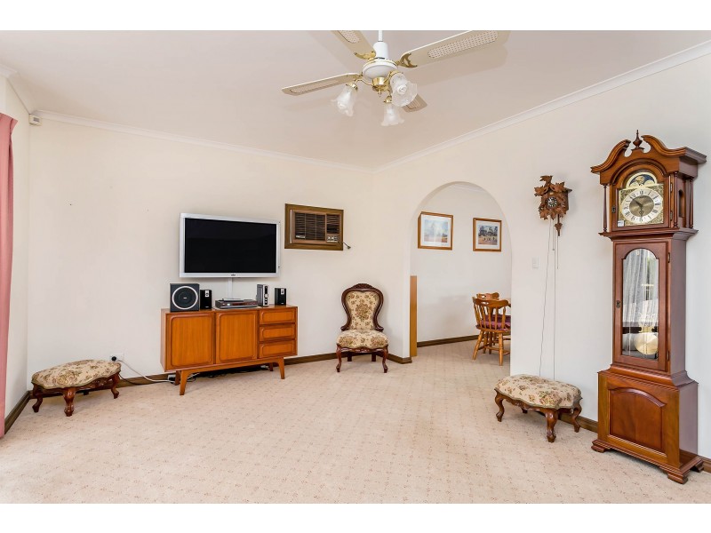 2/10 Claughton Road, Largs Bay SA 5016