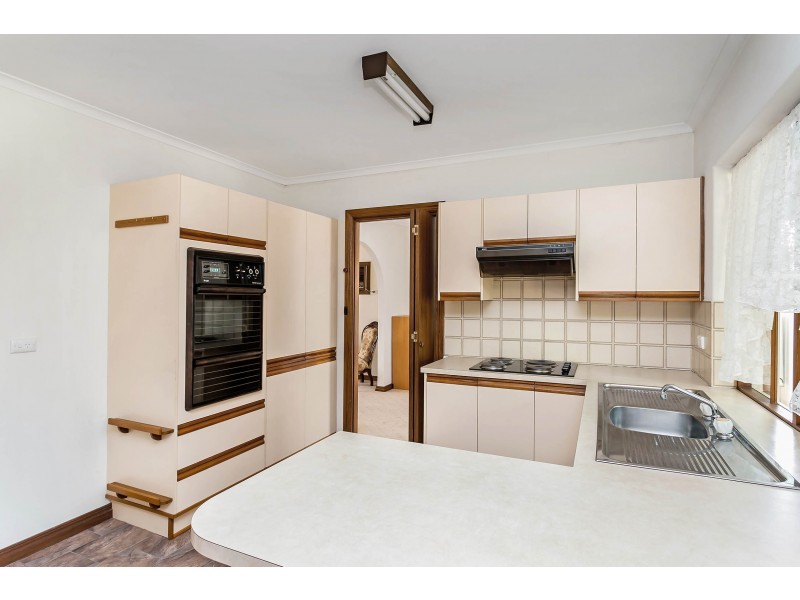 2/10 Claughton Road, Largs Bay SA 5016