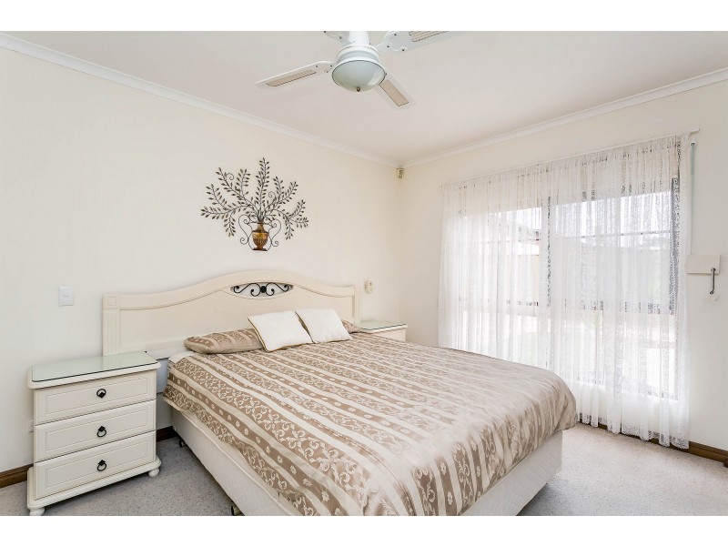 2/10 Claughton Road, Largs Bay SA 5016