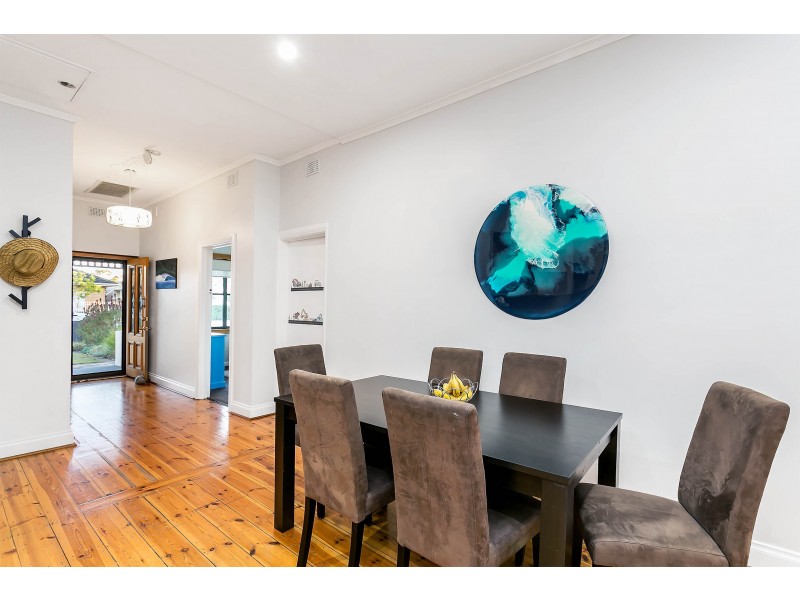 17 Balranald Avenue, Largs Bay SA 5016