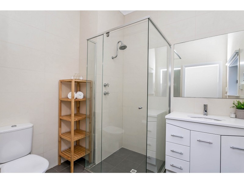 17 Balranald Avenue, Largs Bay SA 5016