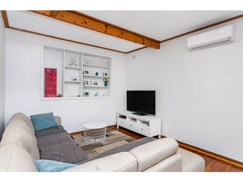 17 Balranald Avenue, Largs Bay SA 5016