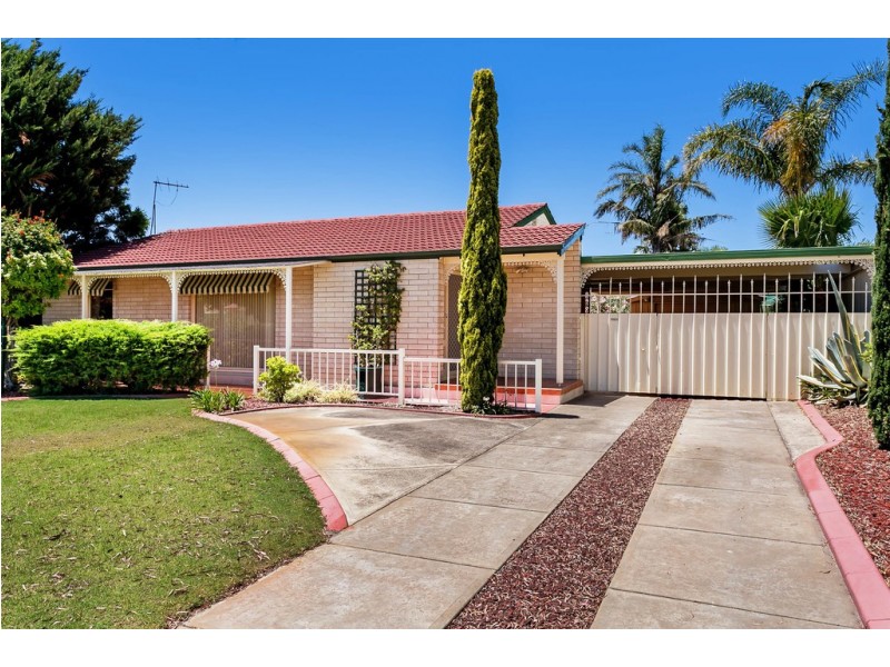 18 Fraser Drive, North Haven SA 5018