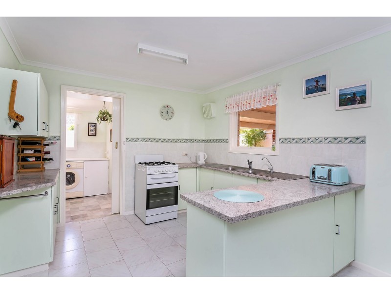 18 Fraser Drive, North Haven SA 5018