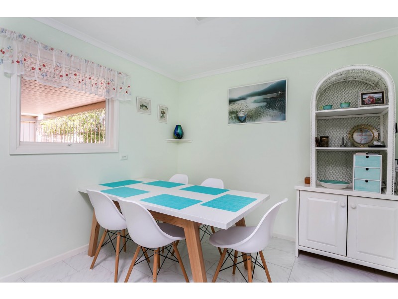 18 Fraser Drive, North Haven SA 5018