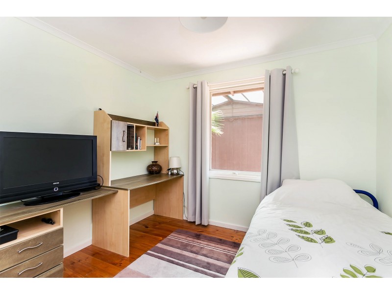 18 Fraser Drive, North Haven SA 5018