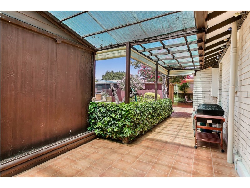 18 Fraser Drive, North Haven SA 5018