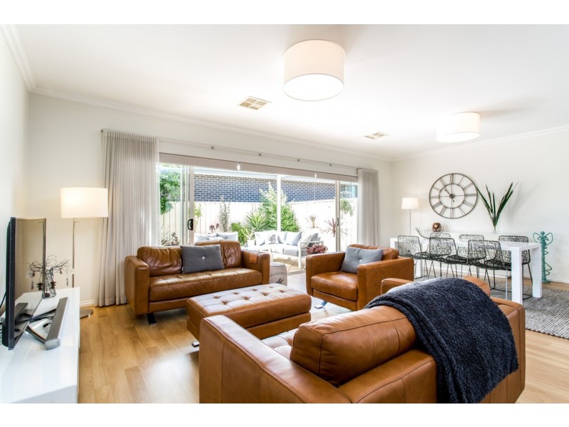 8 Russell Street, Ethelton SA 5015