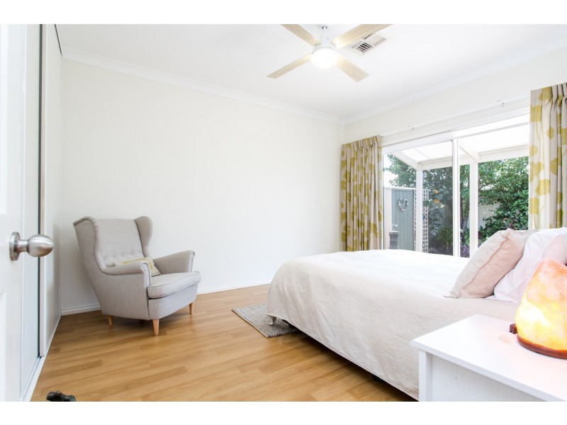 8 Russell Street, Ethelton SA 5015