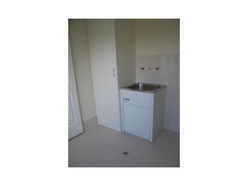3 Hart, Semaphore SA 5019