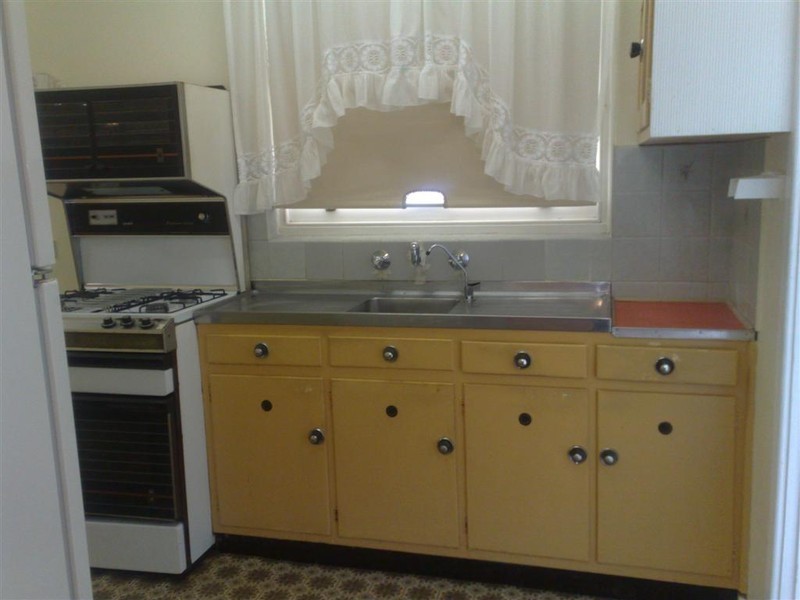 2 Parslow Road, Marion SA 5043