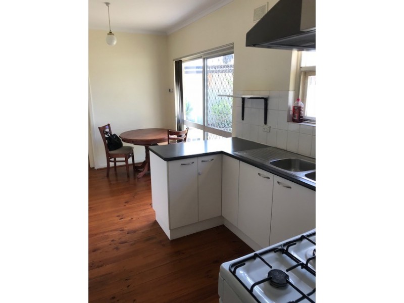 1 Robins Avenue, Findon SA 5023