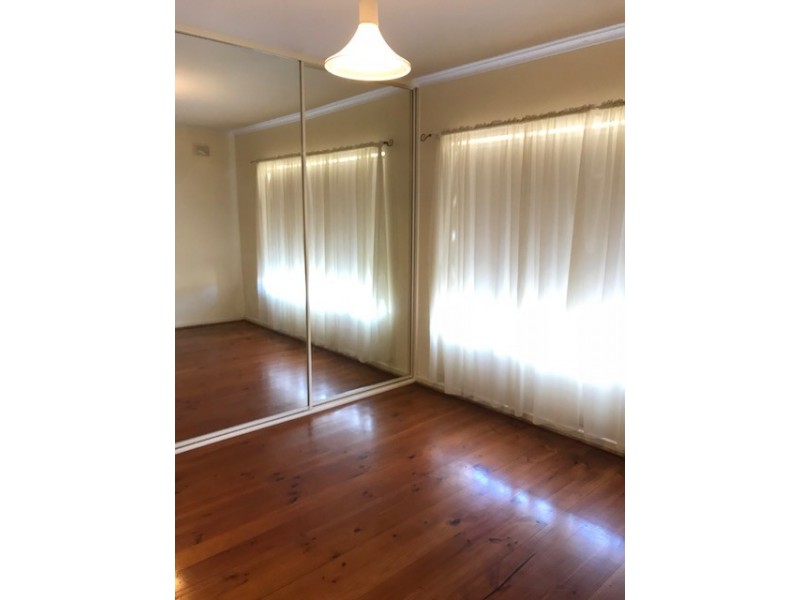 1 Robins Avenue, Findon SA 5023