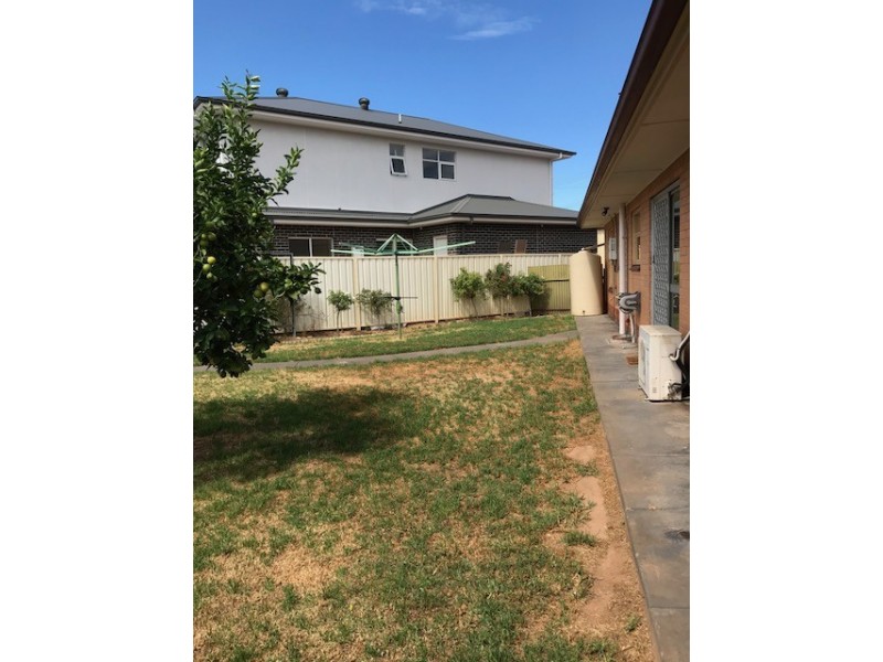 1 Robins Avenue, Findon SA 5023