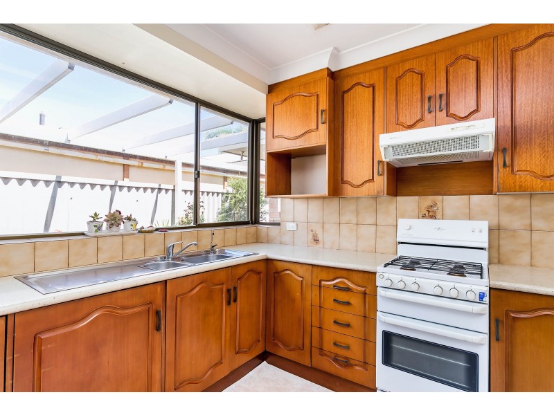 1/57 Klingberg Drive, North Haven SA 5018