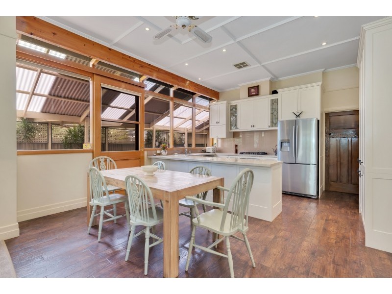 16 Havelock Street, Largs Bay SA 5016